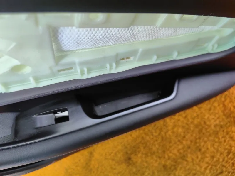 Обшивка двери