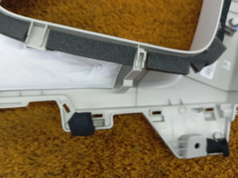 Накладка на стойку кузова