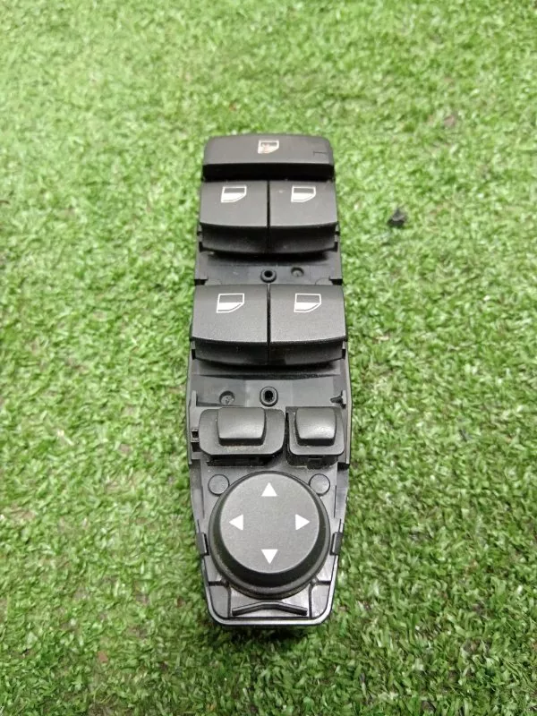 Блок управления стеклоподъемниками