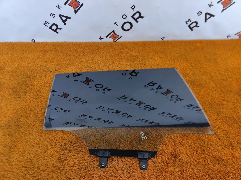 Стекло двери