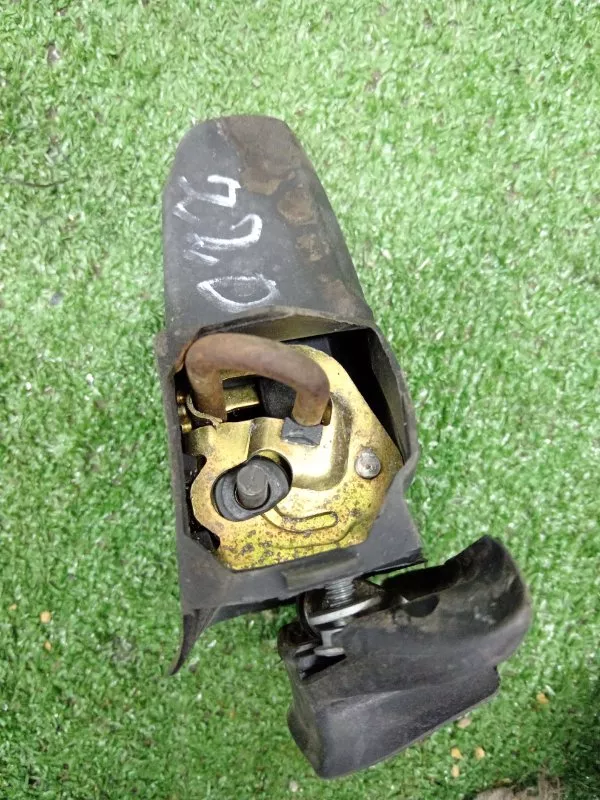 Ограничитель двери