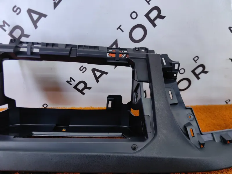 Накладка на торпедо