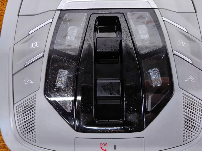 Плафон салона