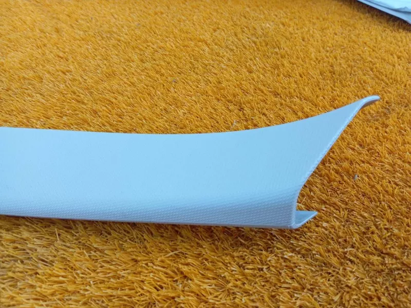 Обшивка двери багажника