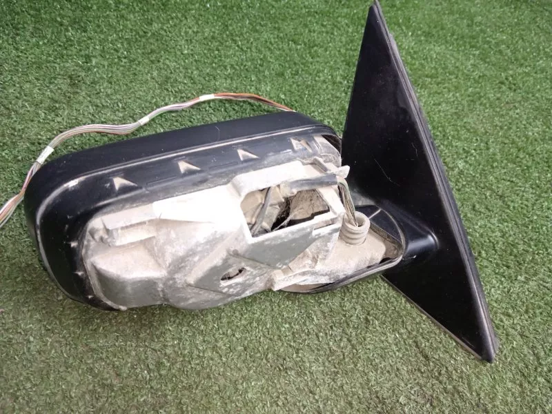 Зеркало боковое