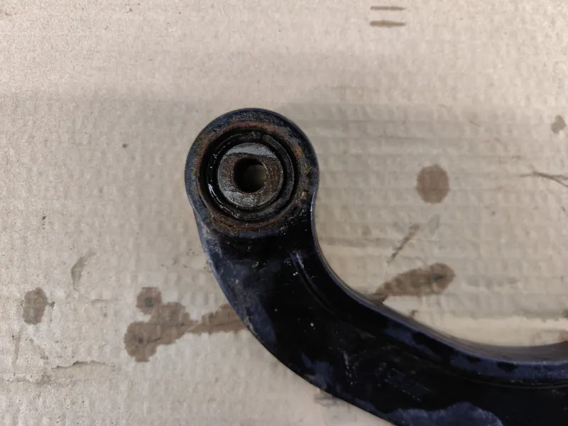 Рычаг подвески