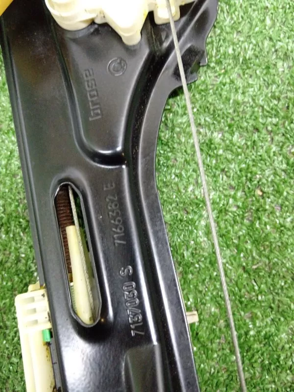 Стеклоподъемник BMW X5 2008 51357166382 E70, задний правый