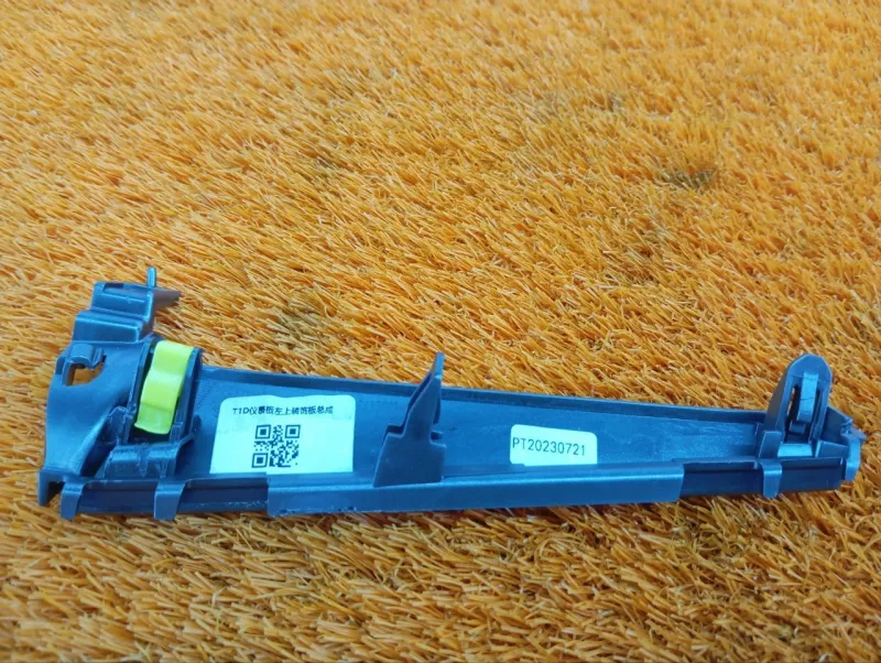 Накладка торпедо