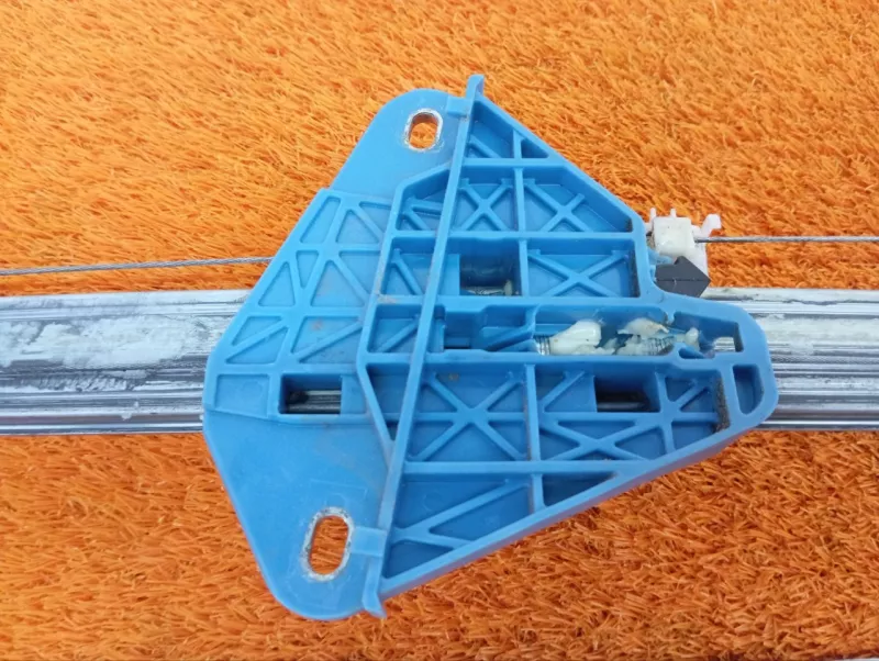 Стеклоподъемник