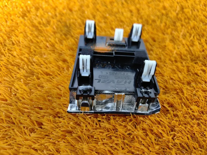 Накладка на торпедо