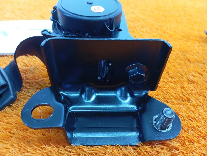 Ремень безопасности