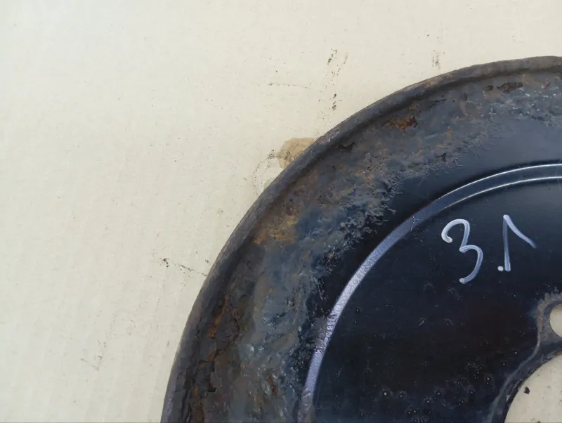 Пыльник тормозного диска