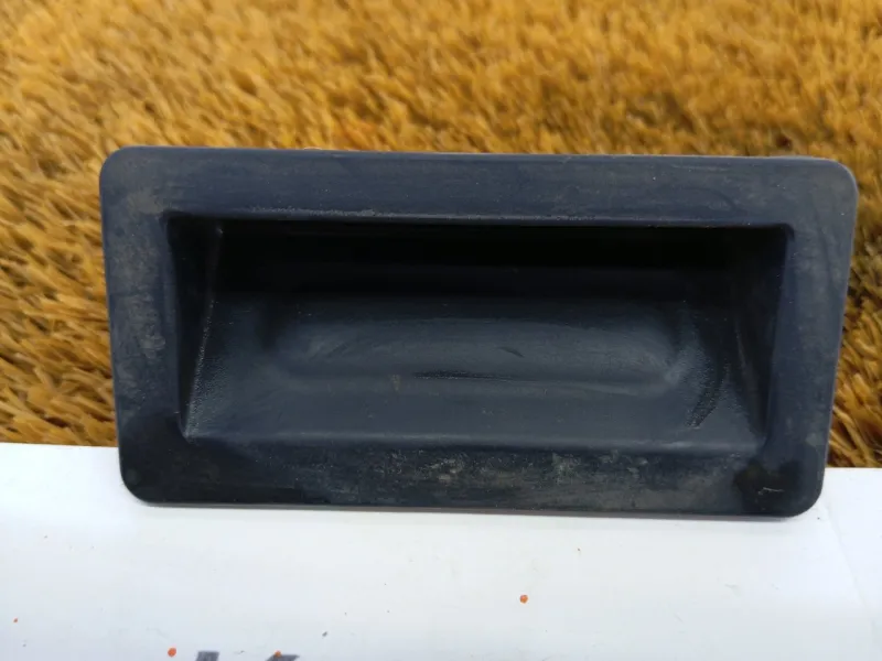 Кнопка багажника