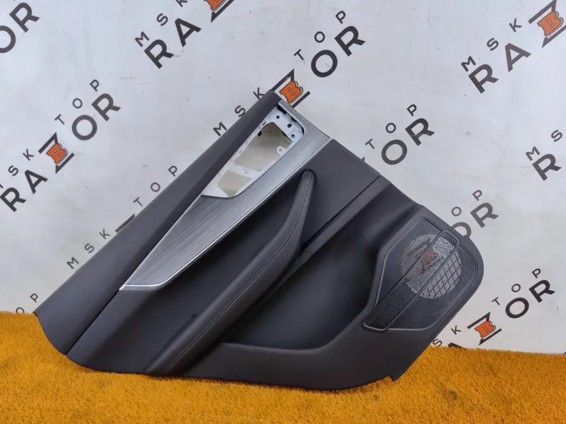 Обшивка двери