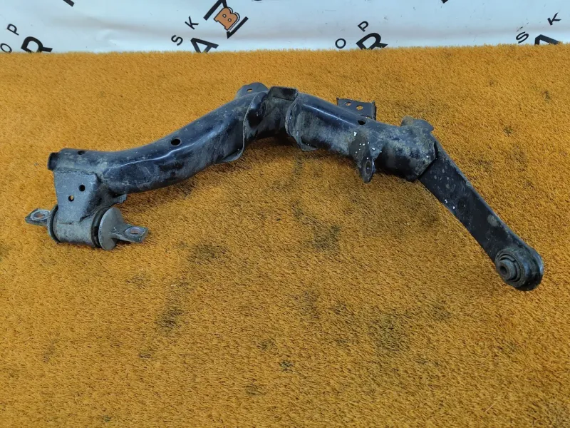 Рычаг подвески