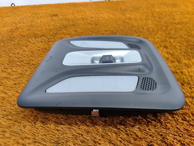 Плафон салона