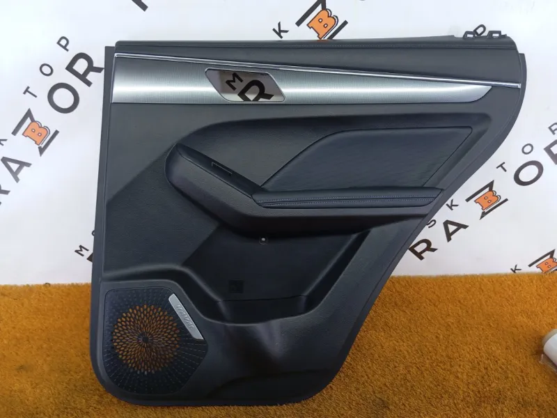 Обшивка двери