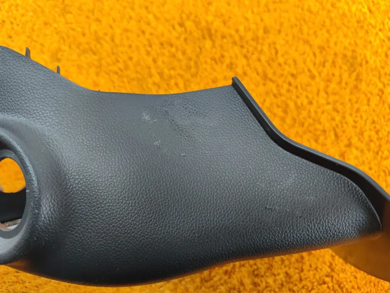 Кожух рулевой колонки