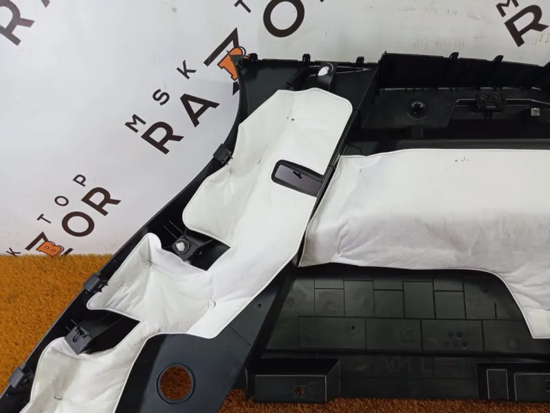 Обшивка багажника