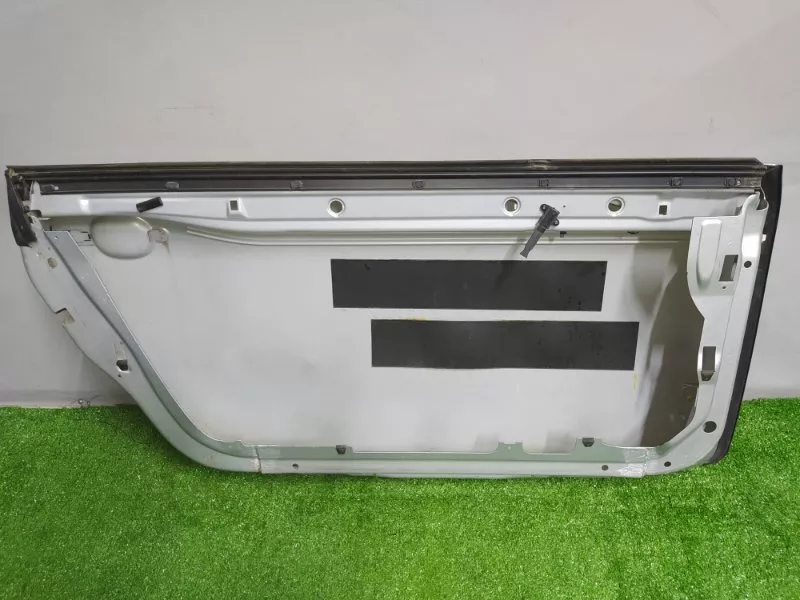 Дверь Audi TT 2002 8N0831051C 8N, передняя левая