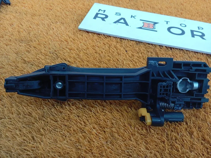 Ручка двери наружняя