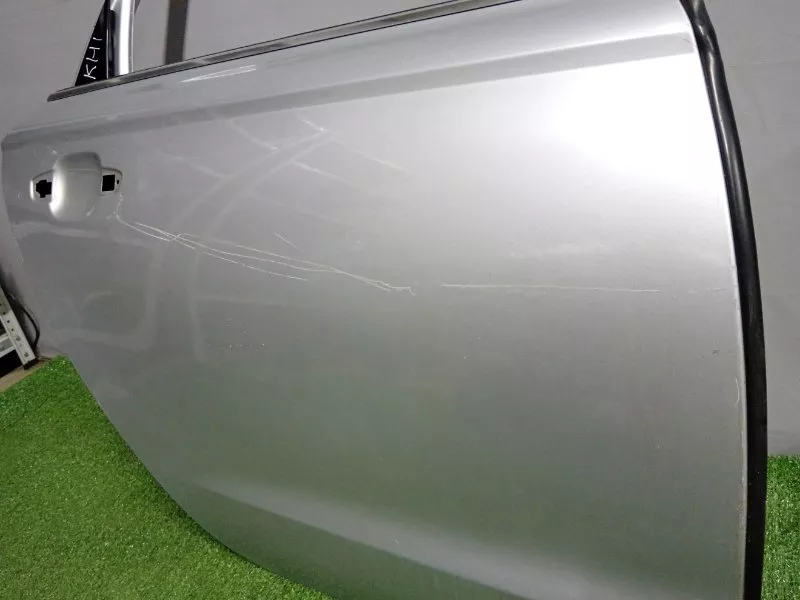 Дверь Audi A6 2011 4G5833052 C7, задняя правая