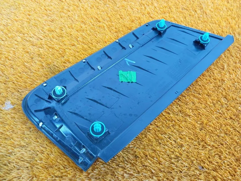 Накладка крыла