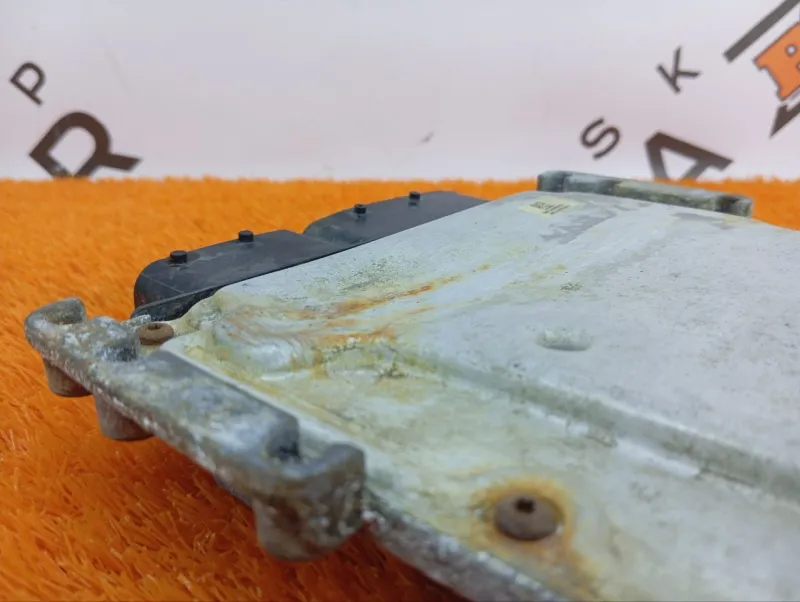 Блок управления двигателем