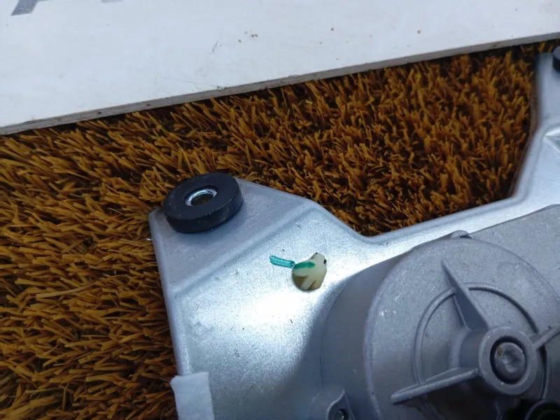 Моторчик стеклоочистителя