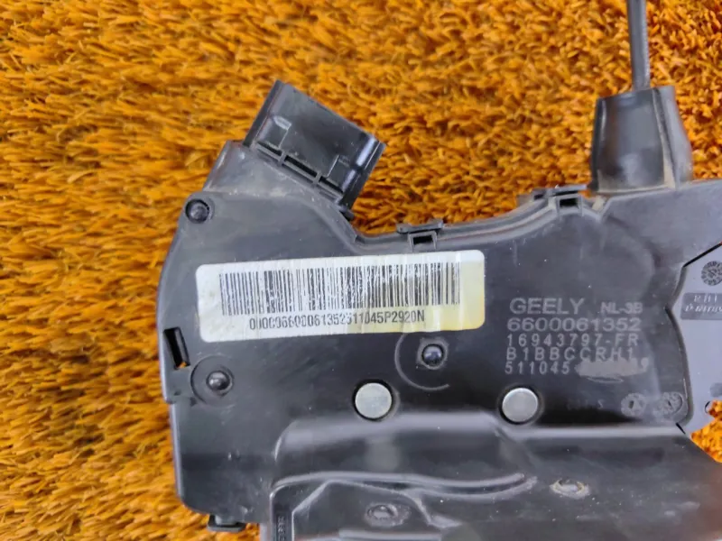 Замок двери