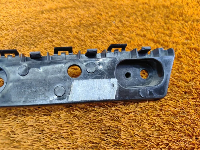 Кронштейн бампера