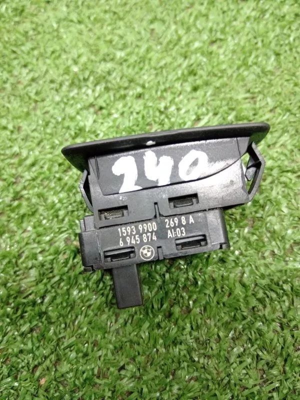 Кнопка стеклоподъемника