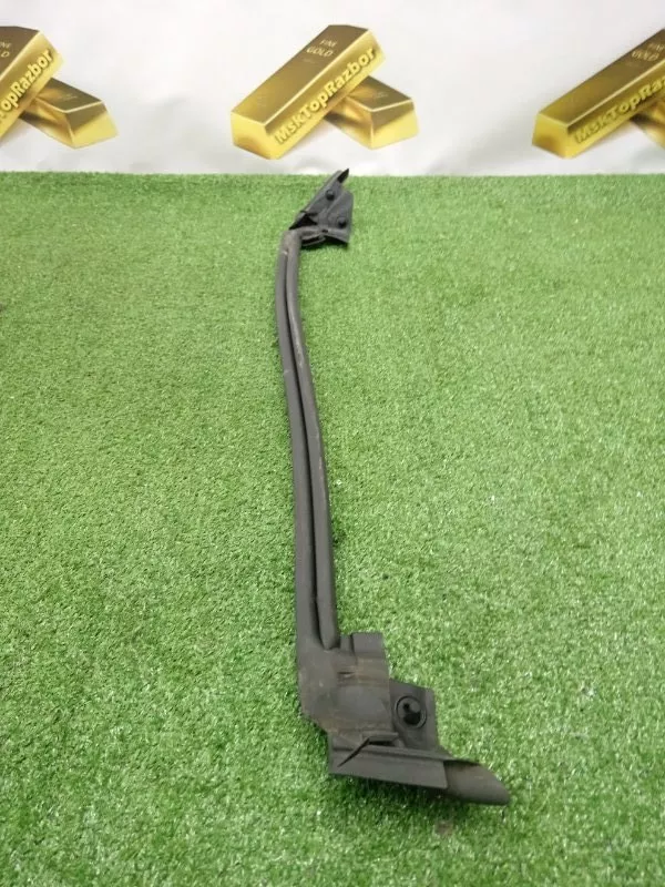 Уплотнитель стекла двери