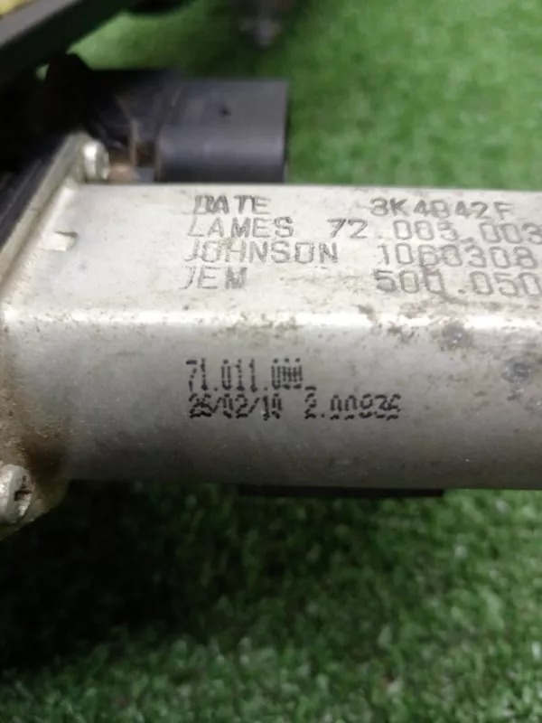 Стеклоподъемник BMW X1 2010 51352990388 E84, задний правый