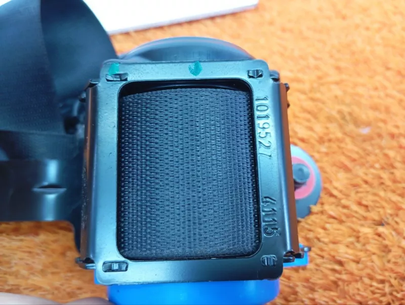 Ремень безопасности