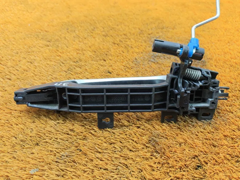 Ручка двери наружняя