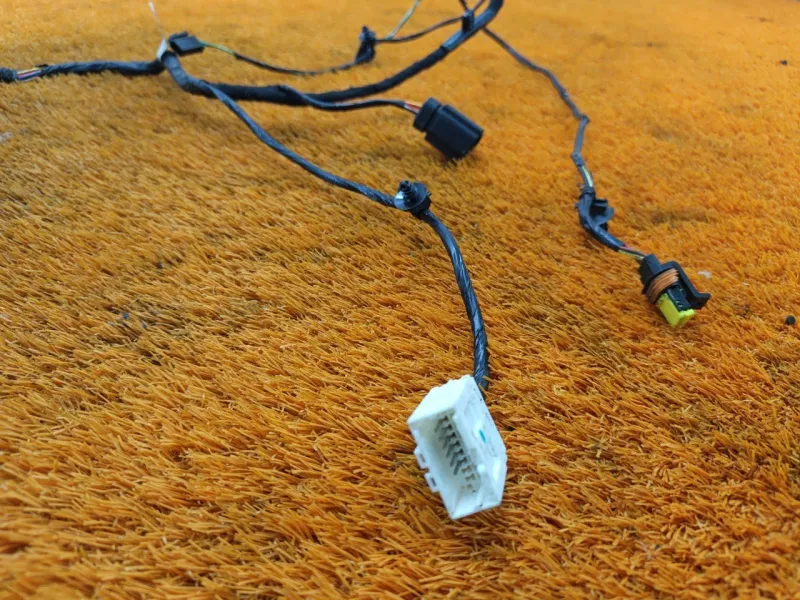 Проводка двери