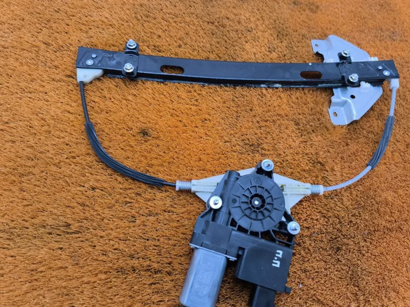 Стеклоподъемник