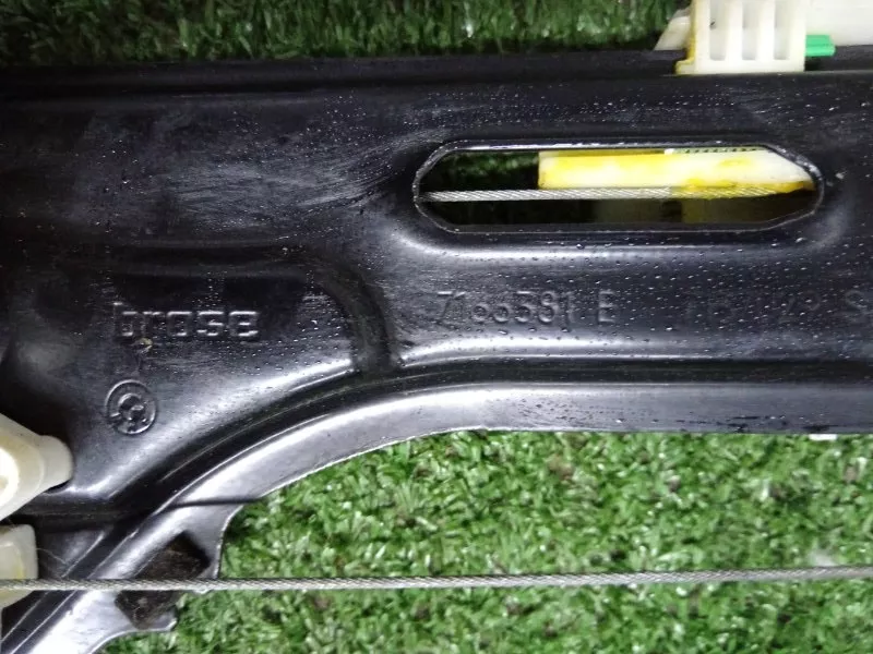 Стеклоподъемник BMW X5 2011 51357166381 E70, задний левый