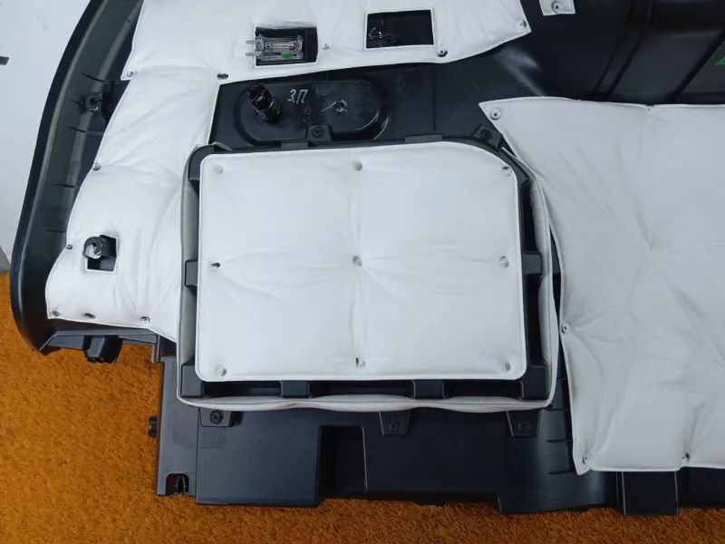 Обшивка багажника