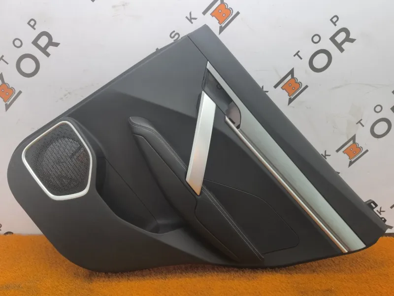 Обшивка двери