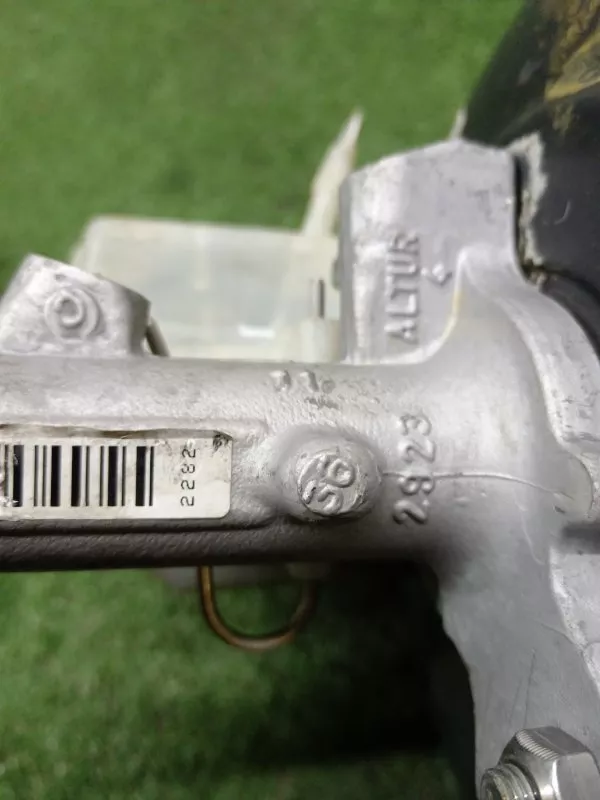 Главный тормозной цилиндр BMW 5-Series 2010 296796726013 F10