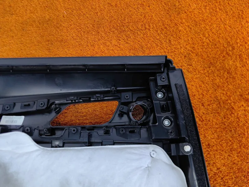 Обшивка двери