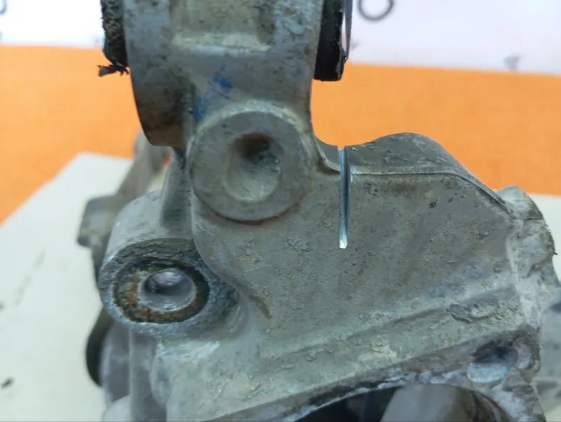 Кулак поворотный