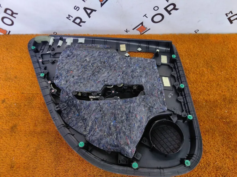 Обшивка двери