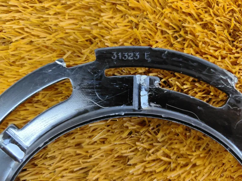 Гайка топливного насоса