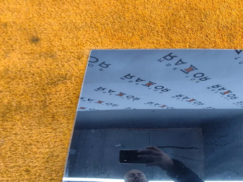 Стекло двери