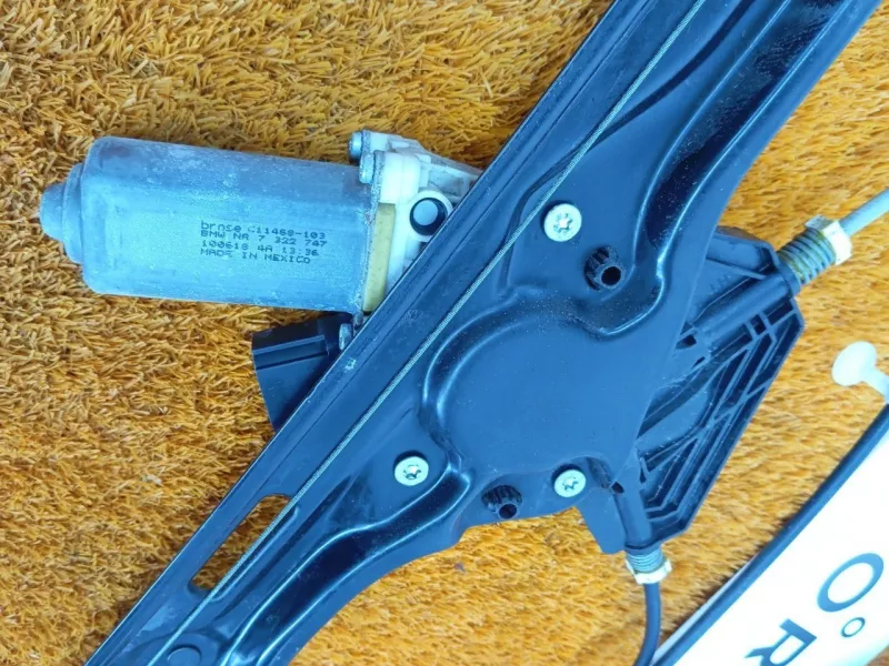 Стеклоподъемник