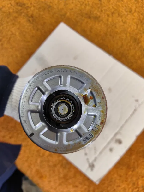 Распредвал впускной