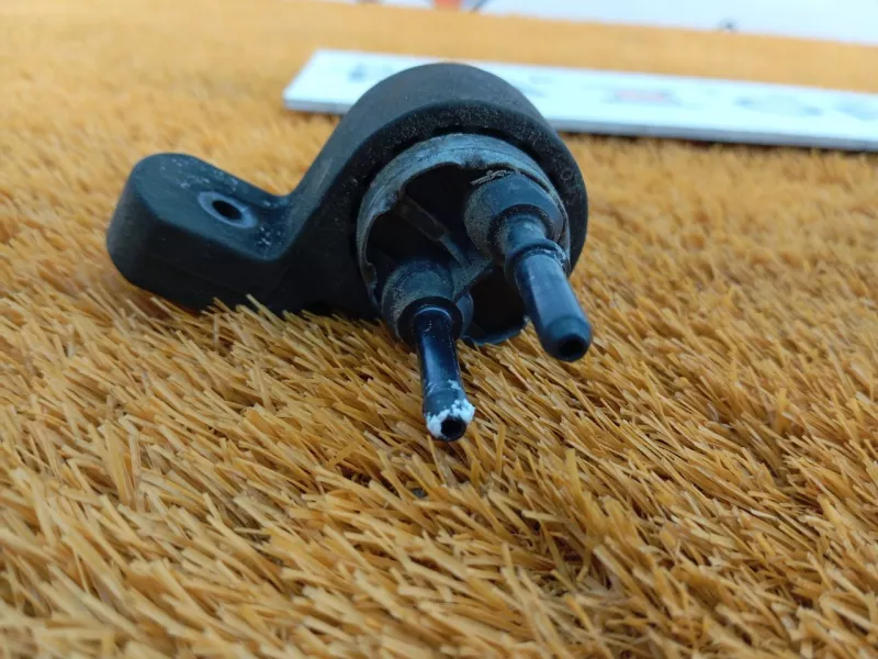 Бензонасос